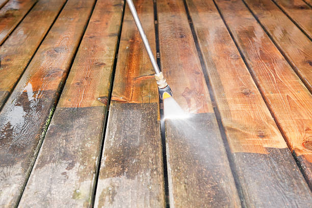 Why Choose Our Certified Pressure Washing Experts for Your Project Needs in Redwood Valley, CA?